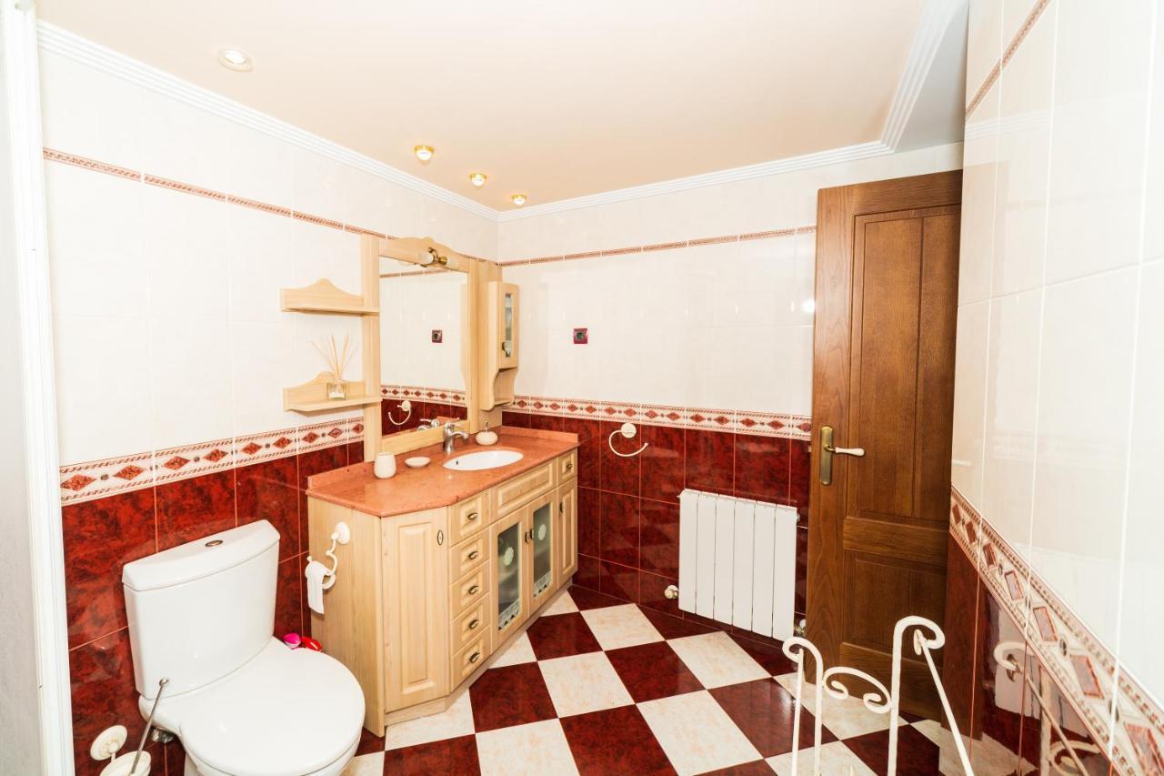 Villa Dolaretxe By Urdaibai Rentals Bilbao Buitenkant foto