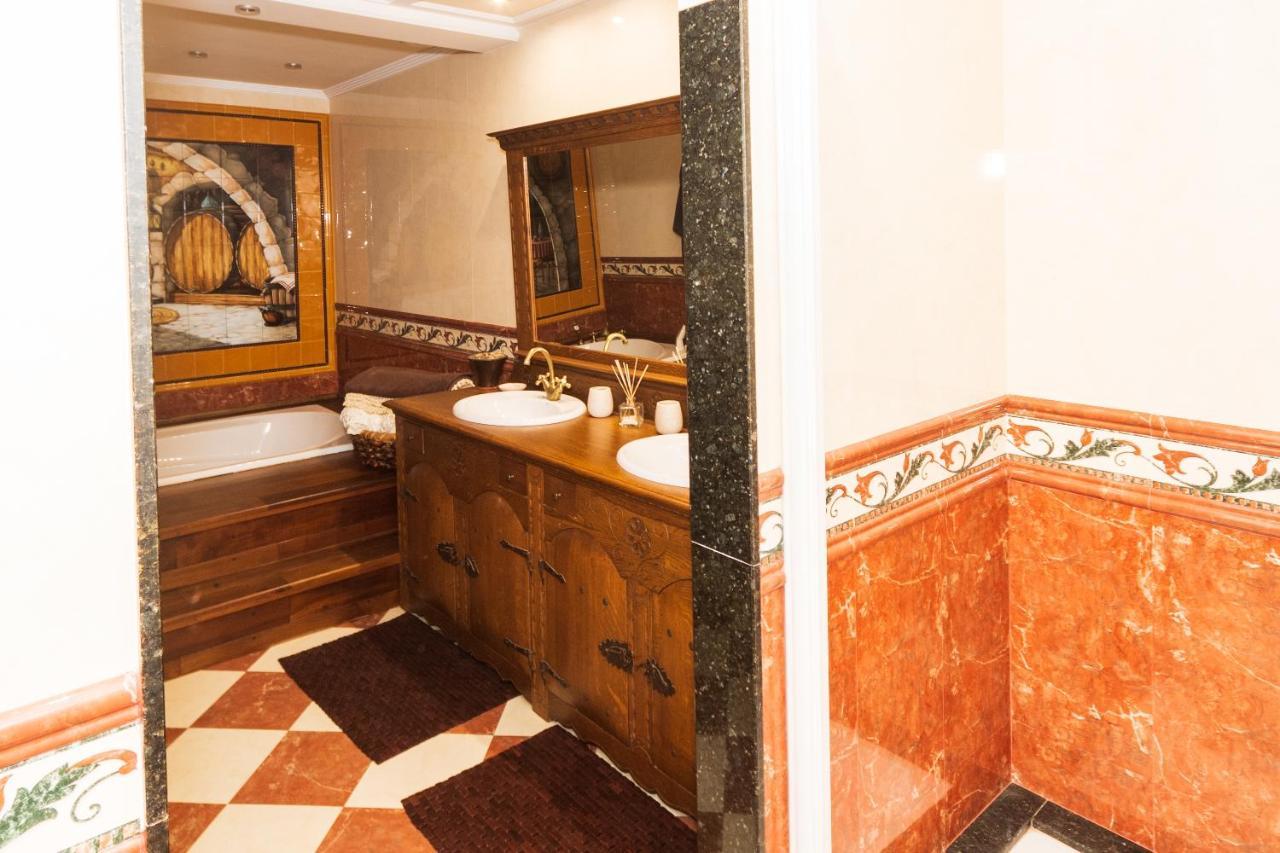 Villa Dolaretxe By Urdaibai Rentals Bilbao Buitenkant foto